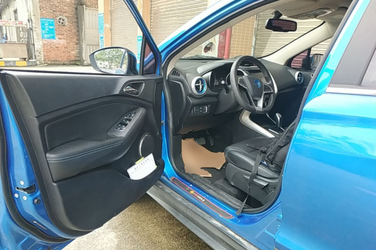 BYD Yuan New Energy 2019 car image #12
