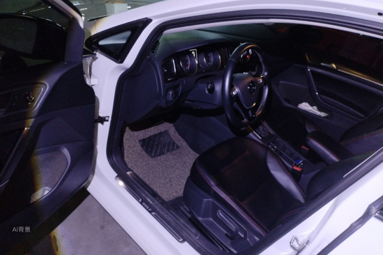 Volkswagen Golf 2017 car image #18