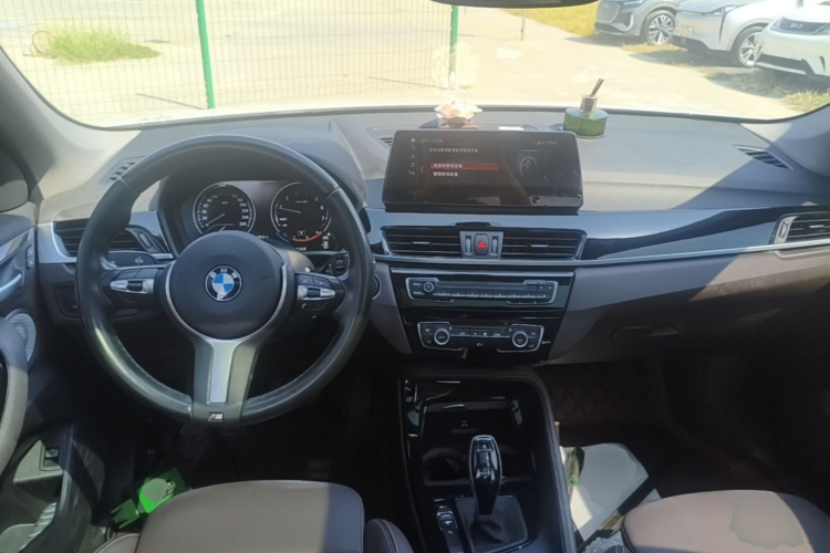BMW X1 2023 car image #10