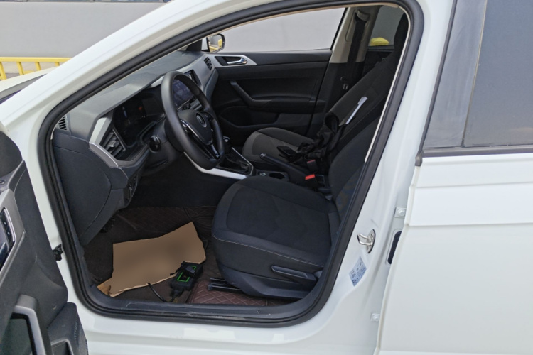 Volkswagen Polo 2023 car image #15