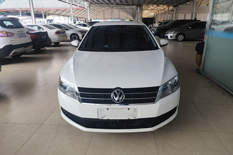 Volkswagen Lavida 2015 car image #3