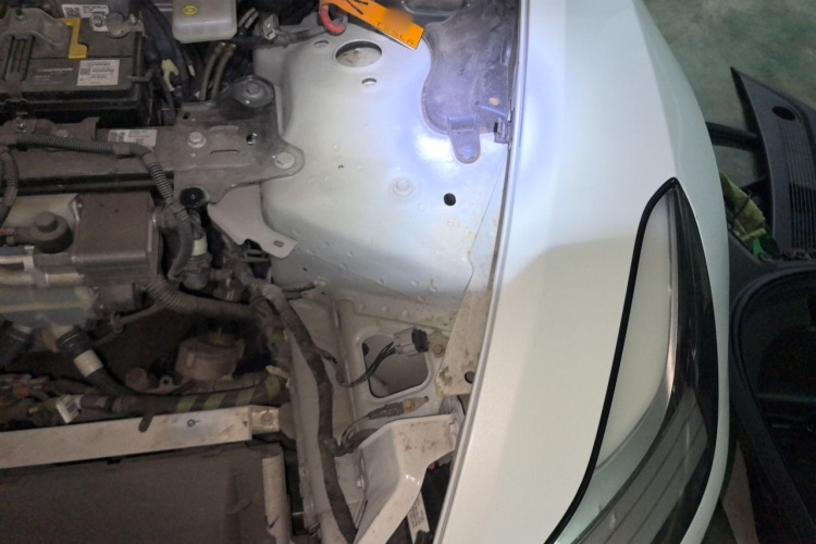Tesla Model 3 2020 imagem de carro #24