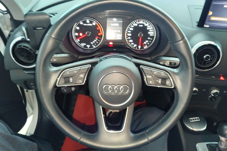 Audi A3 2020 car image #11
