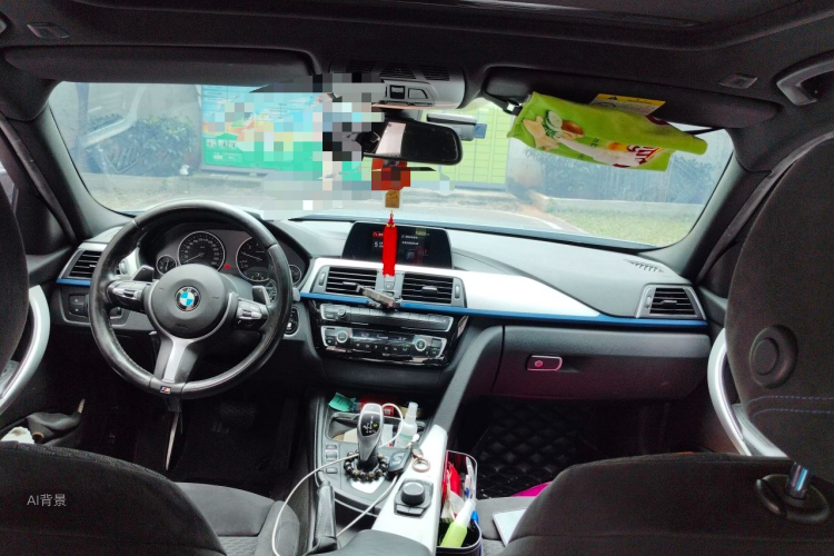 BMW 3 Series 2018 car image #20