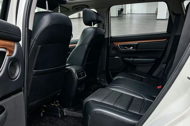 Honda CR-V 2019 car image #14