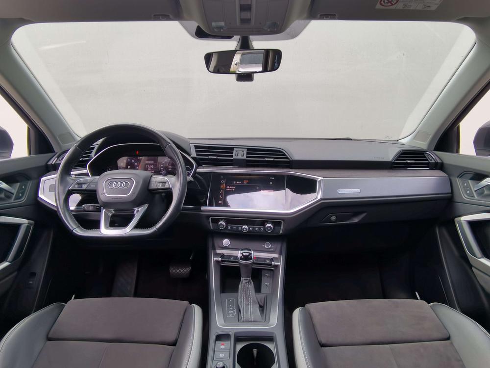 Audi Q3 2019 #21 Audi Q3 2019 car image #21