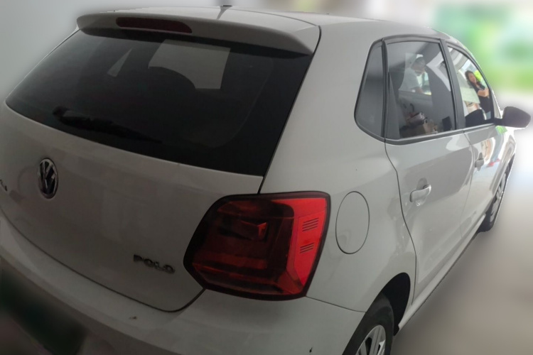 Volkswagen Polo 2017 #5 Volkswagen Polo 2017 car image #5