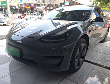 Tesla Model 3 2020 car image 