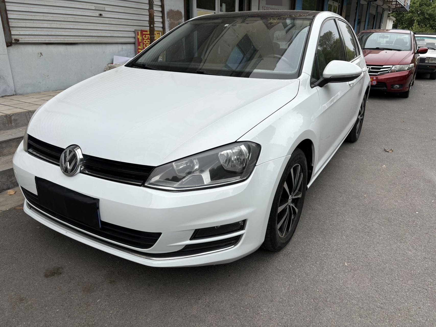 Volkswagen Golf 2014 Volkswagen Golf 2014 car image