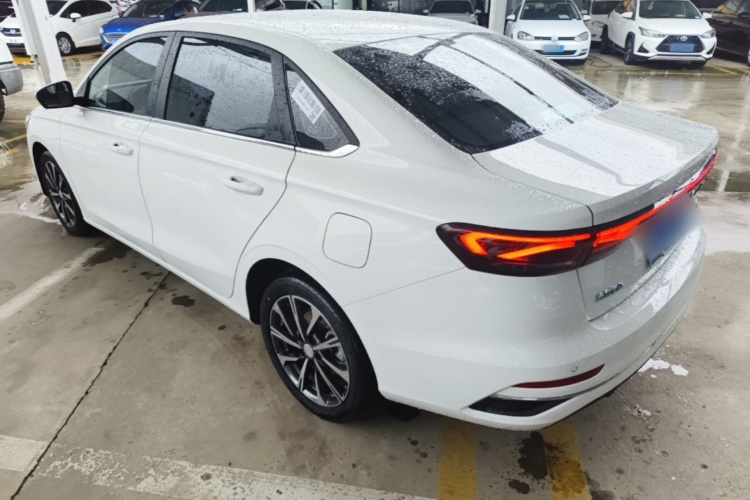 GEELY Emgrand 2025 car image #7