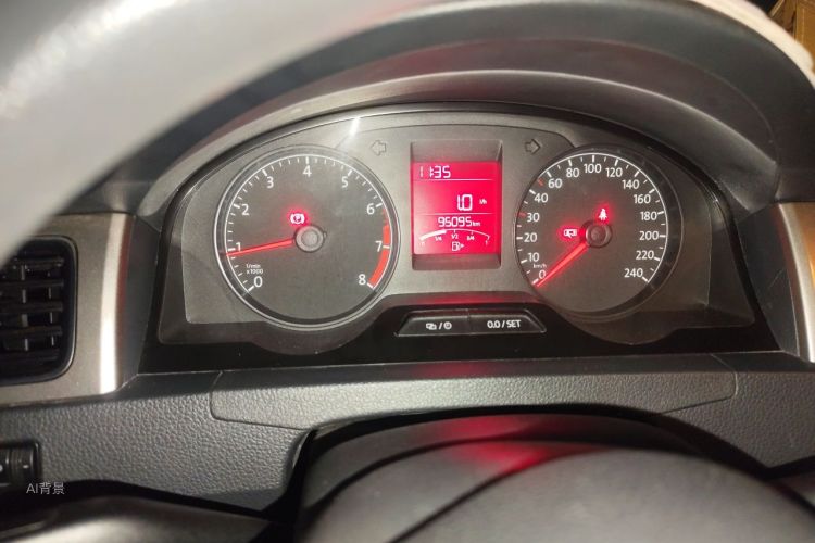Volkswagen Santana 2016 car image #13