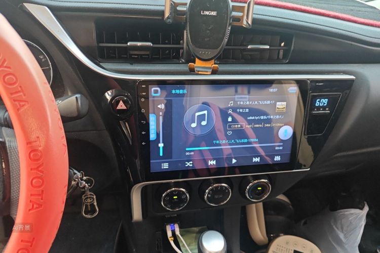 Toyota Corolla 2018 #15 Toyota Corolla 2018 car image #15