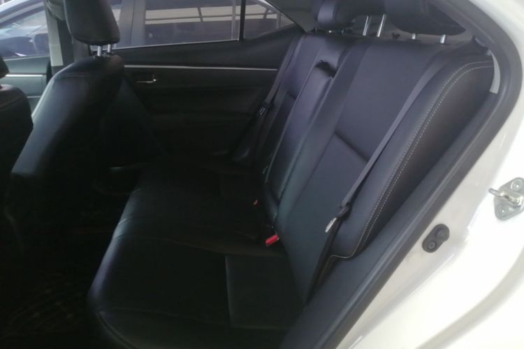 Toyota Corolla 2018 car image #17