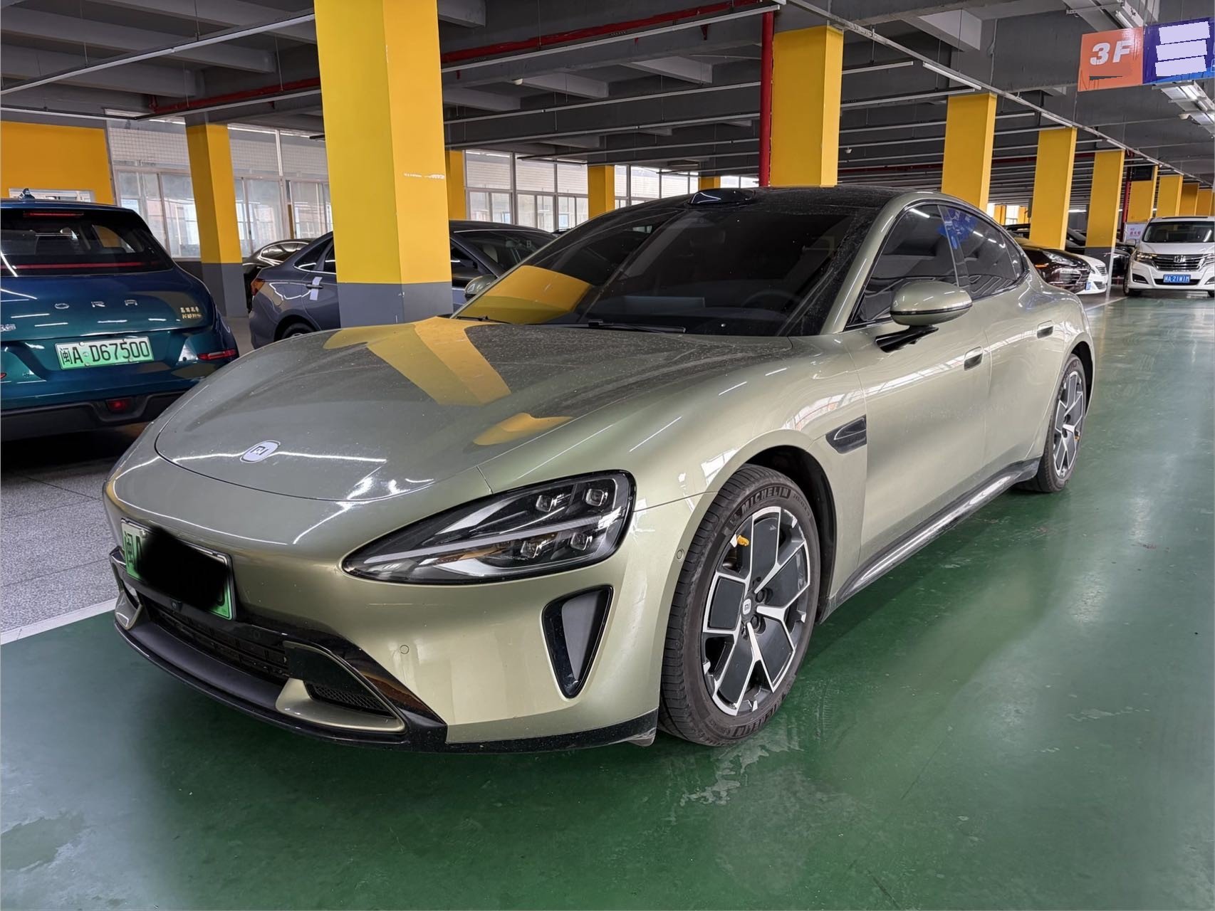 MI SU7 2024 car image 