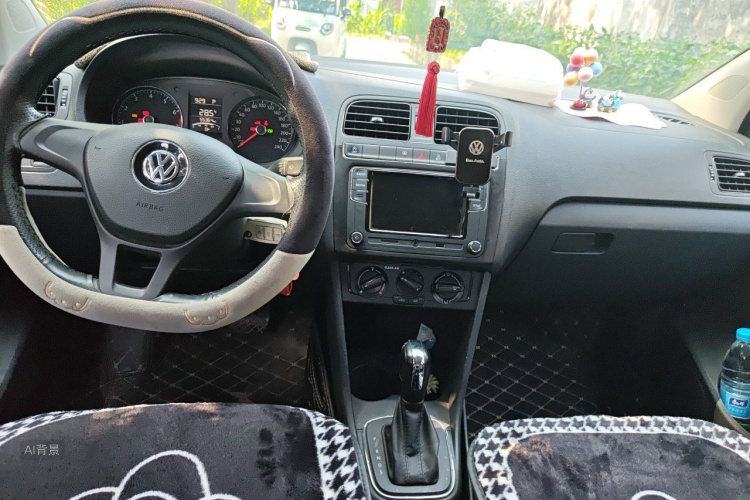 Volkswagen Polo 2019 #11 Volkswagen Polo 2019 car image #11