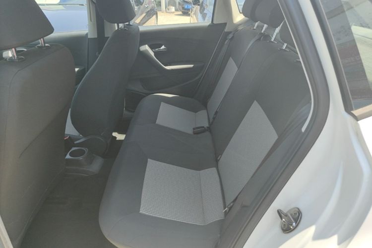 Volkswagen Polo 2017 #17 Volkswagen Polo 2017 car image #17