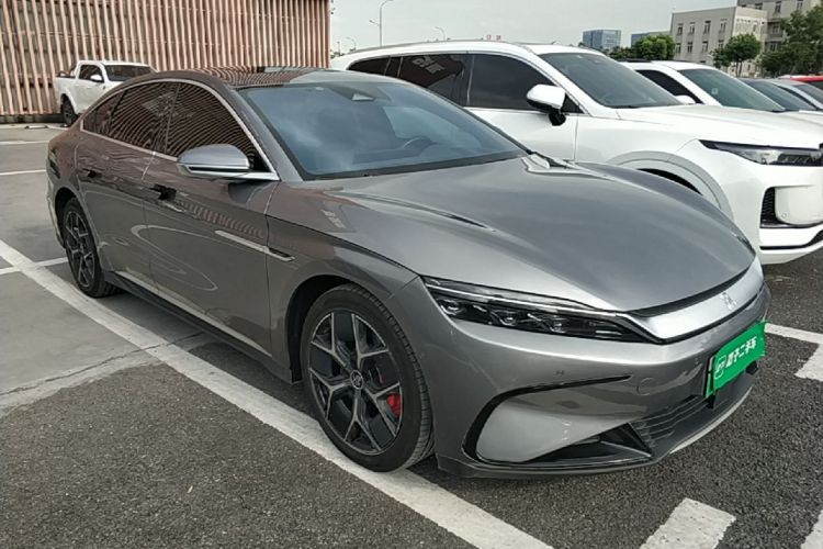 BYD Han 2023 car image #6