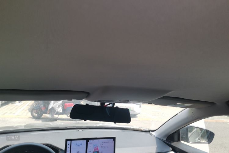 GEELY Emgrand 2025 car image #20