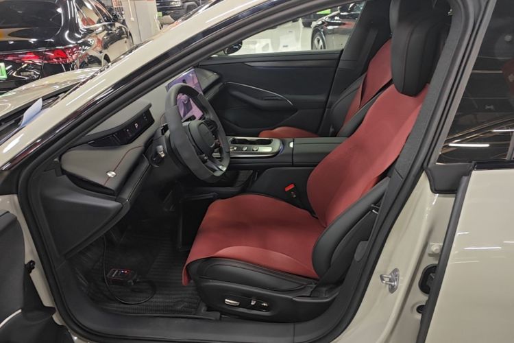MI SU7 2025 immagine di auto #15