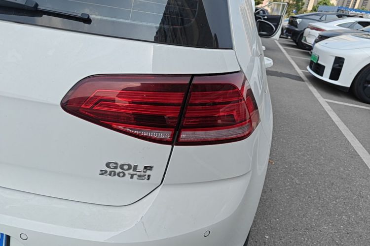 Volkswagen Golf 2020 #8 Volkswagen Golf 2020 car image #8