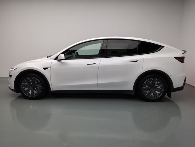 Tesla Model Y L 2025 #6 Tesla Model Y L 2025 imagen de coche #6
