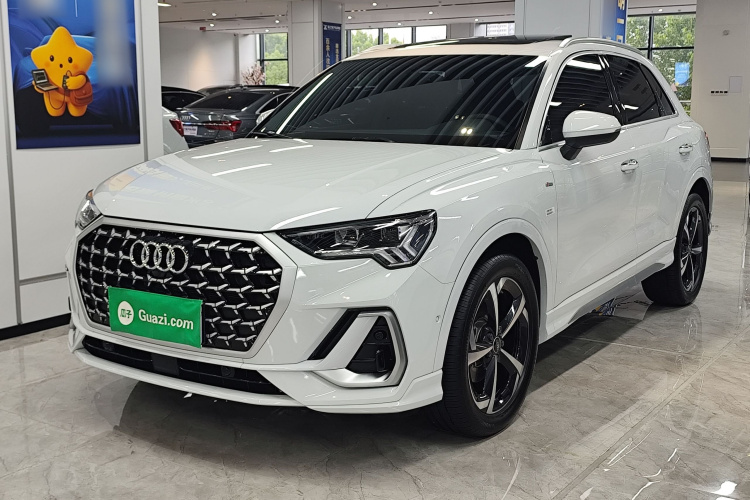 Audi Q3 2026 #2 Audi Q3 2026 car image #2