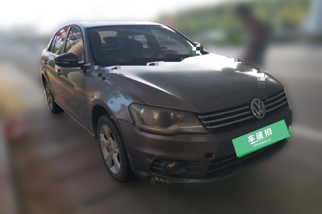 Volkswagen Bora 2013 immagine di auto #2