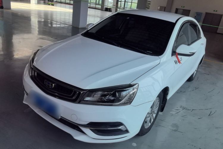GEELY Emgrand 2018 car image #2