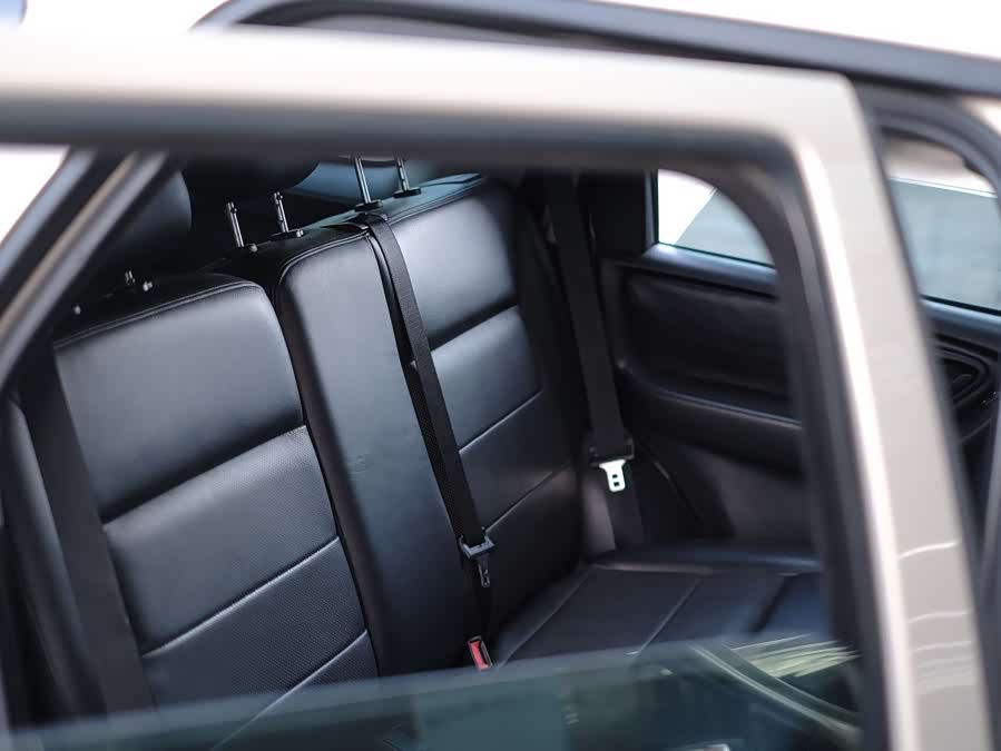 Ford Escape (Imported) 2007 immagine di auto #53