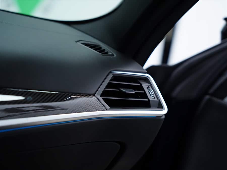 BMW M4 2024 immagine di auto #53