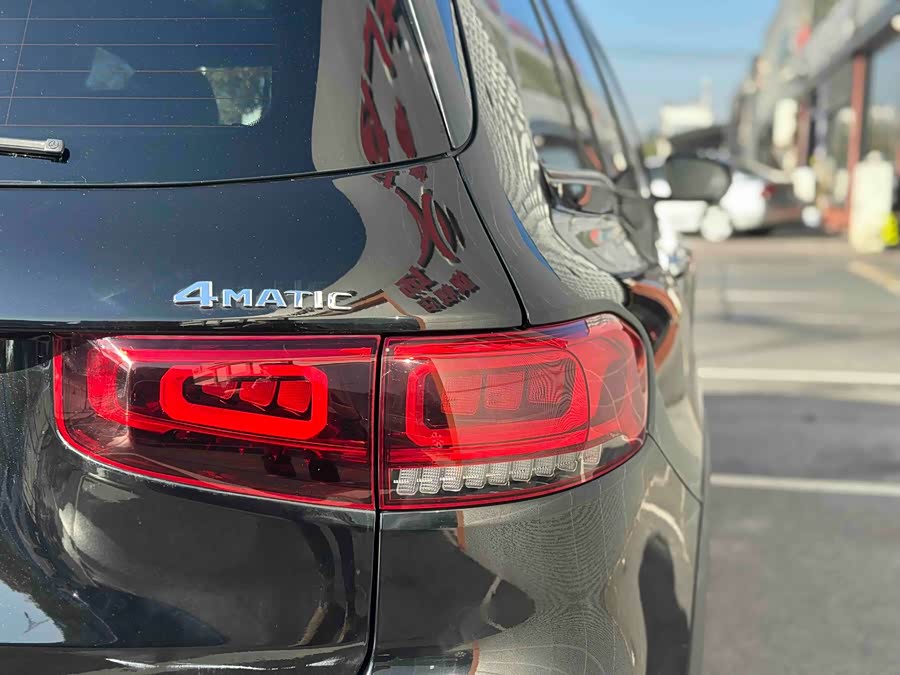 Mercedes-Benz GLB Class 2022 #53 Mercedes-Benz GLB Class 2022 car image #53