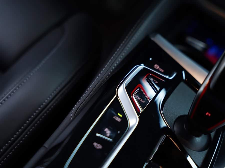 BMW M5 2022 صورة سيارة #53