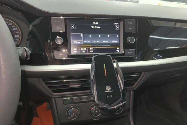 Volkswagen Lavida 2018 car image #17