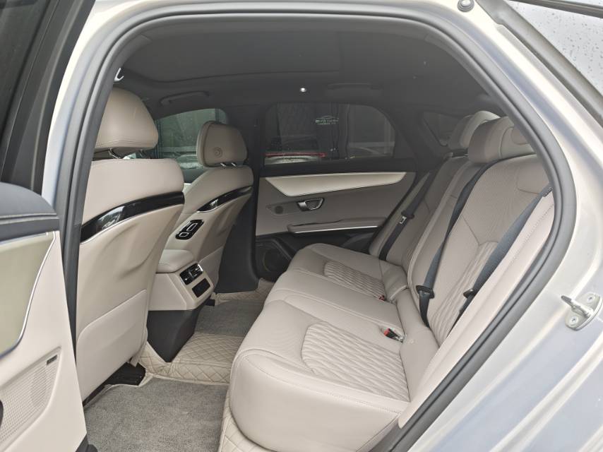 BYD Han 2025 car image #6