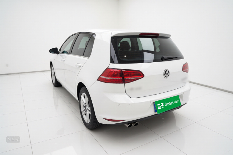 Volkswagen Golf 2015 car image #5
