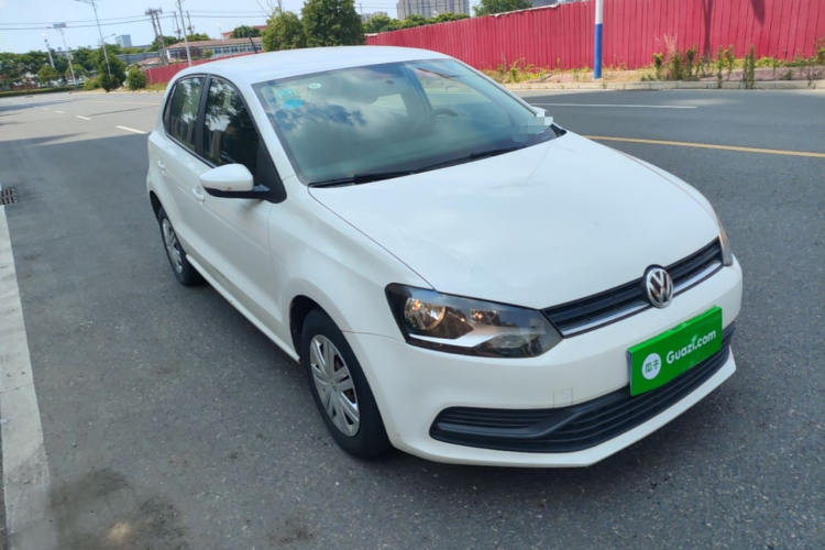 Volkswagen Polo 2019 car image #4