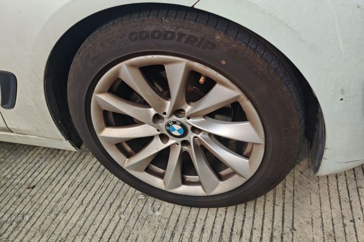 BMW 3 Series GT 2019 car image #9