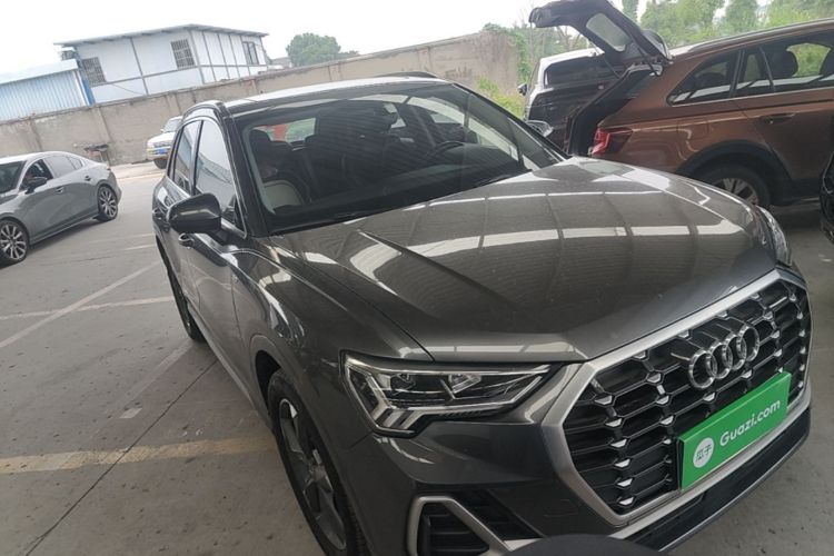 Audi Q3 2020 #4 Audi Q3 2020 car image #4