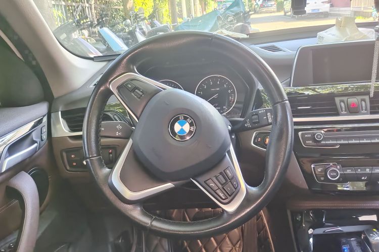 BMW X1 2018 #11 BMW X1 2018 car image #11