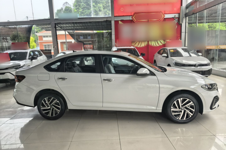 Volkswagen Lavida 2025 car image #3