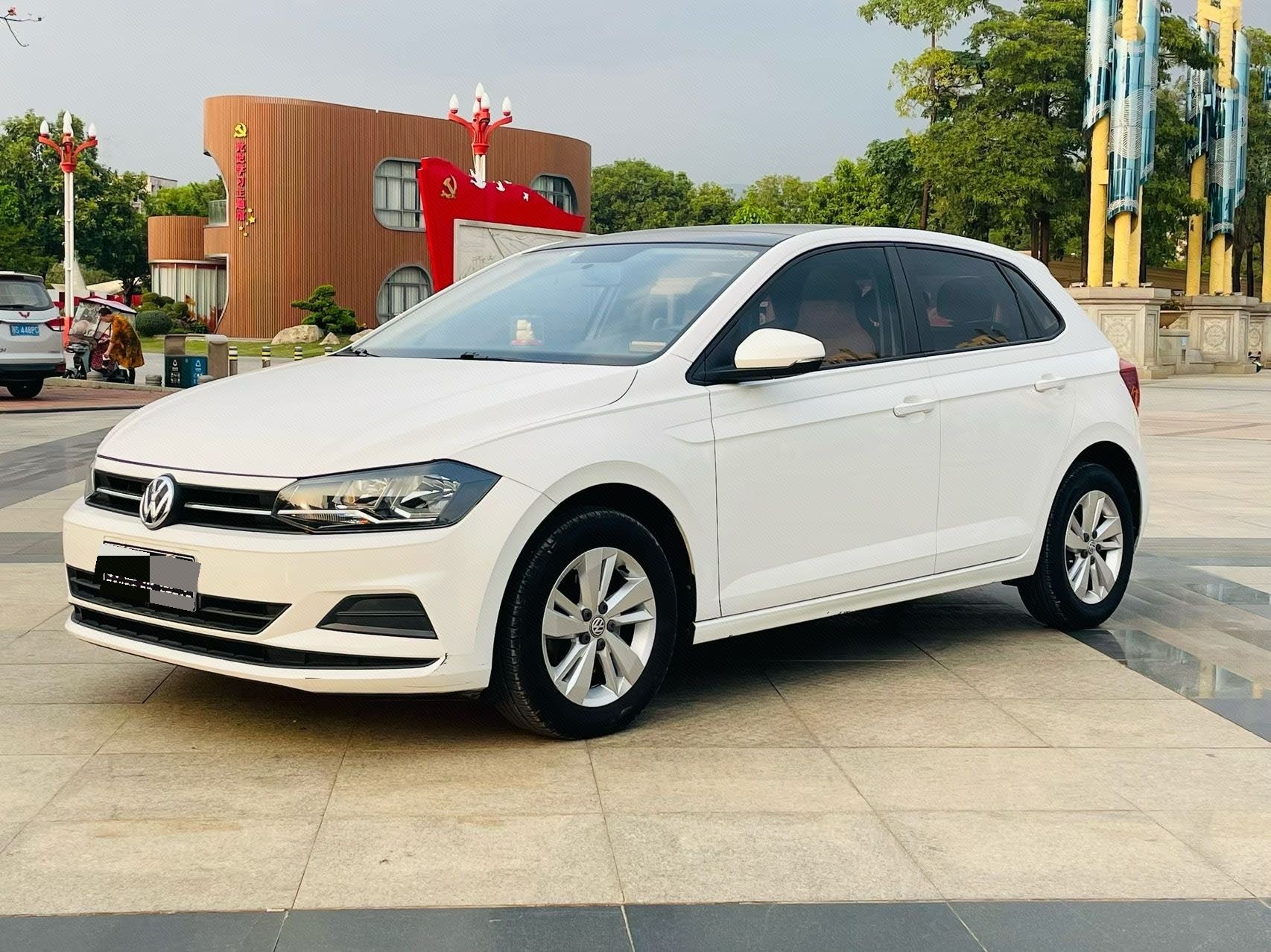 Volkswagen Polo 2021 car image 