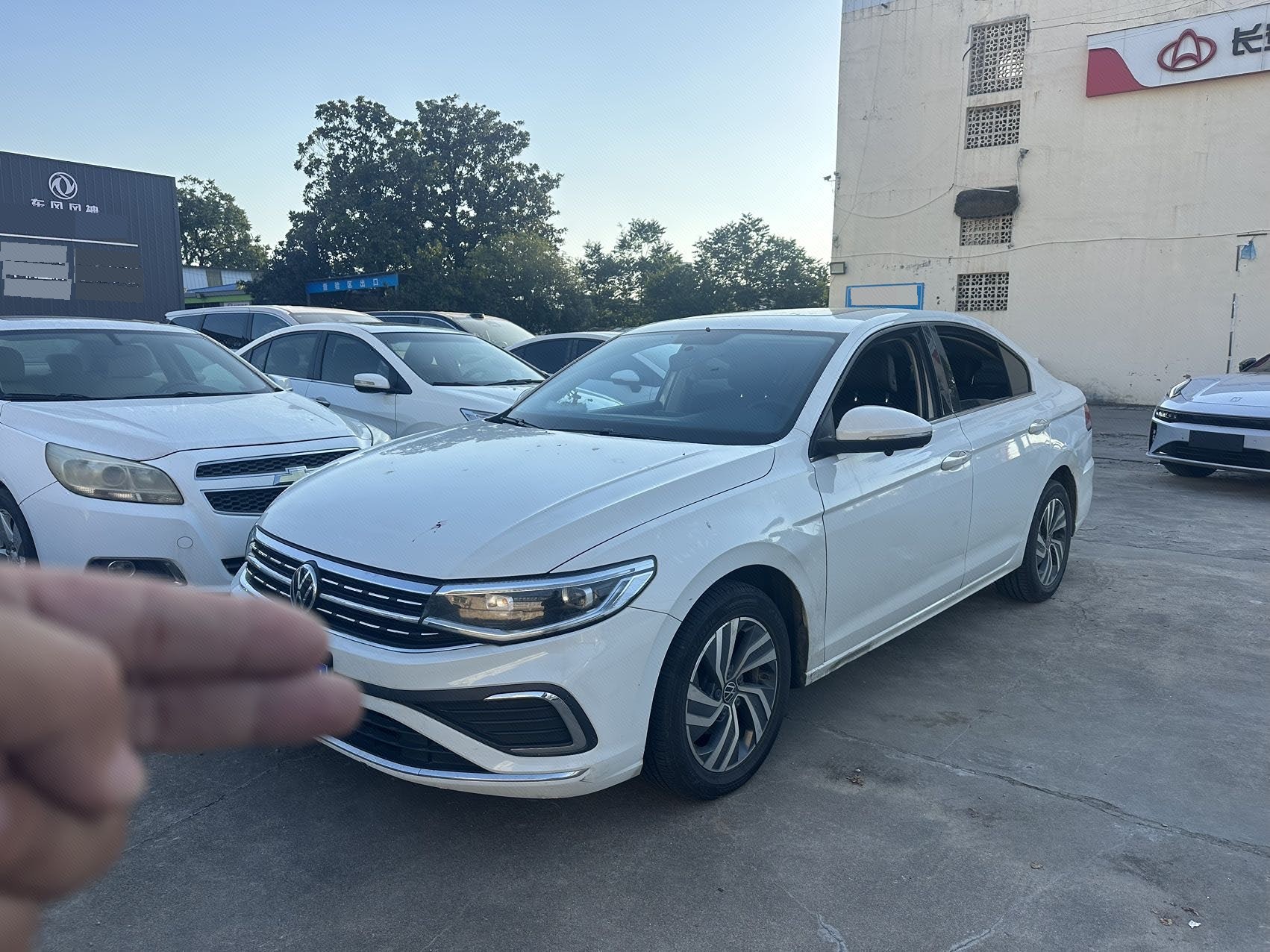 2025 2025 car image