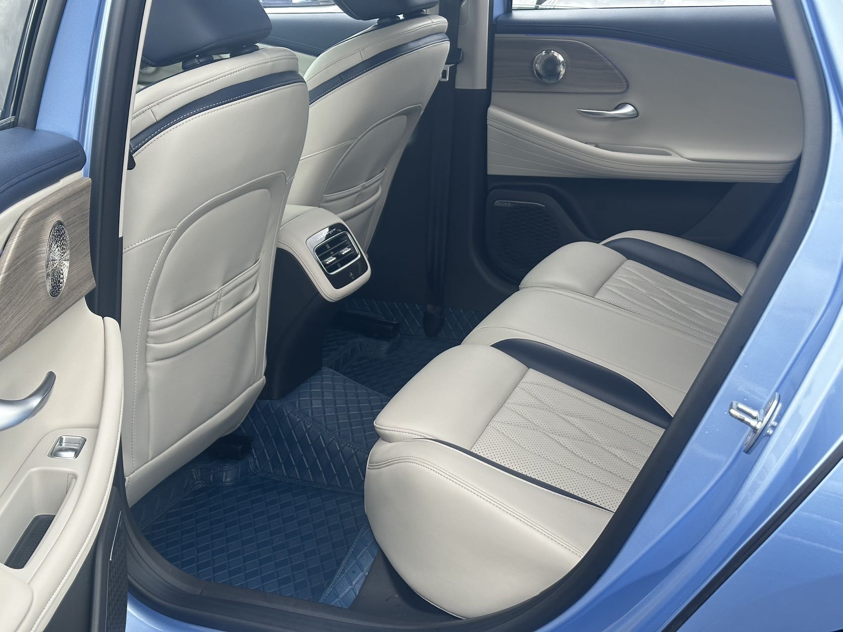 Chery Arrizo 8 2023 car image #6