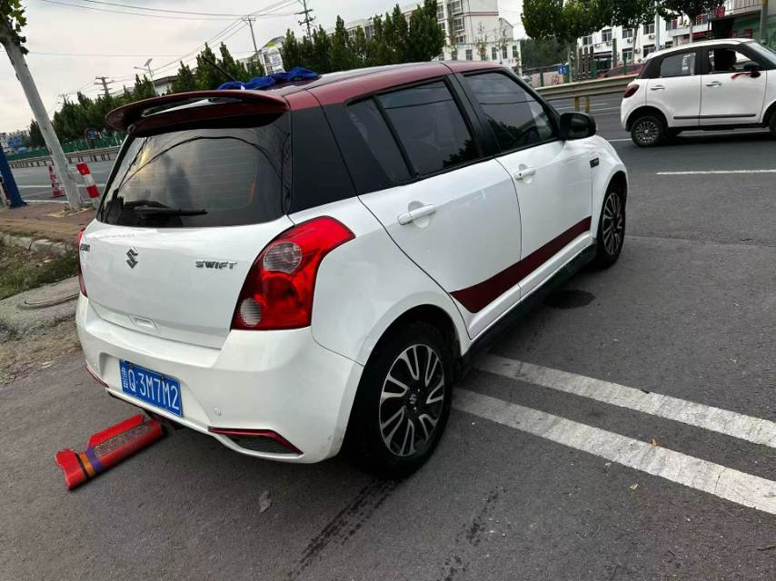 Suzuki Swift 2018 #4 Suzuki Swift 2018 car image #4