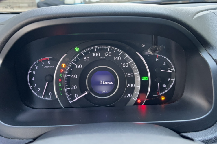 Honda CR-V 2015 #16 Honda CR-V 2015 car image #16