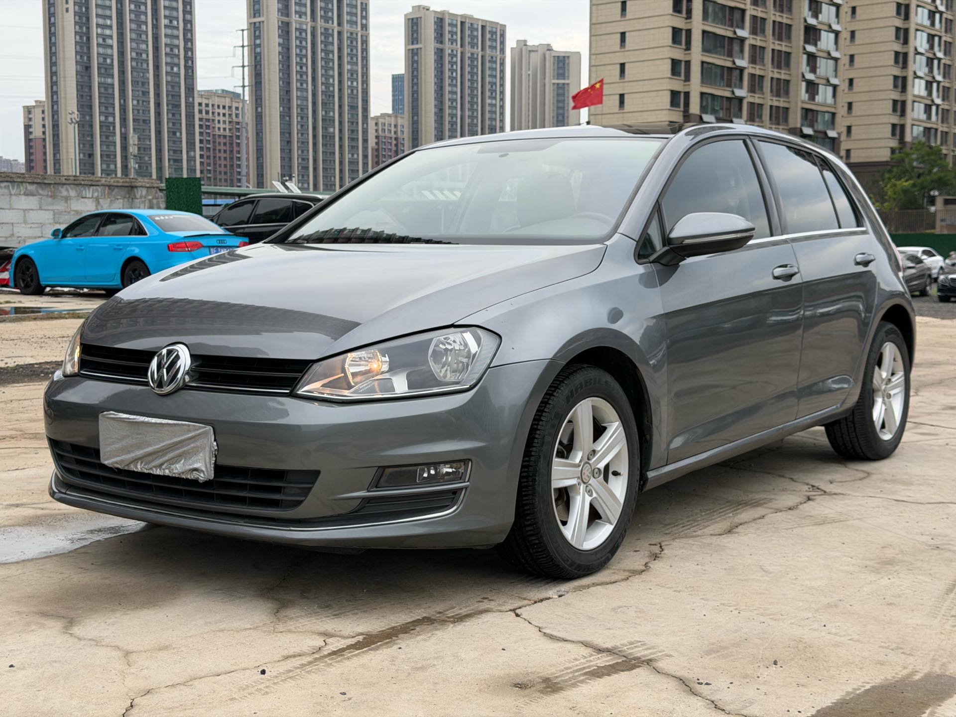 Volkswagen Golf 2015 car image 
