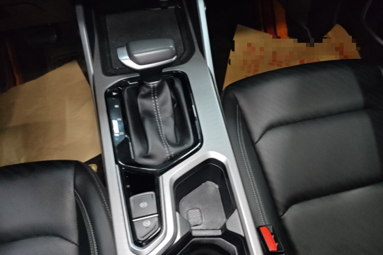 GEELY Emgrand 2022 #14 GEELY Emgrand 2022 car image #14