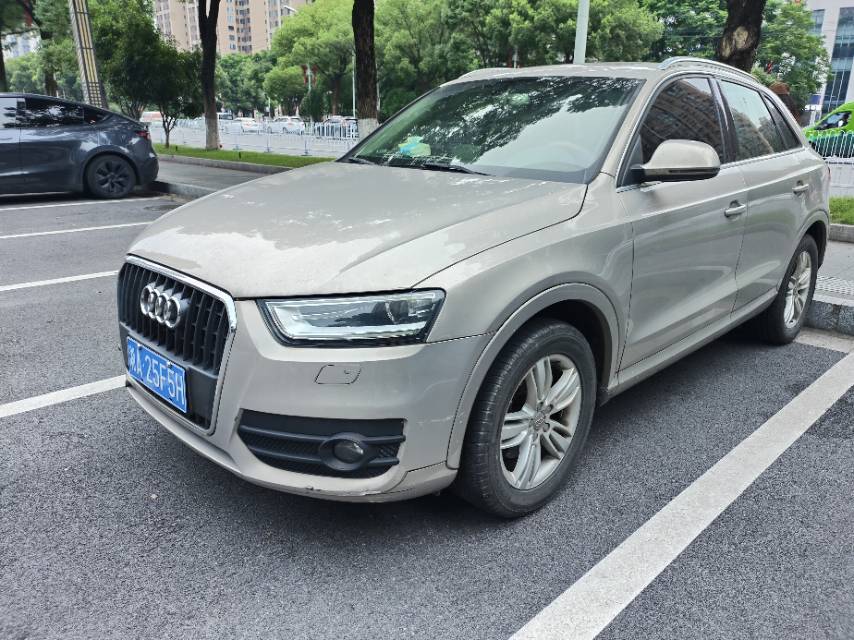 Audi Q3 2015 car image 