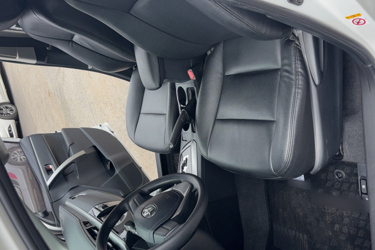 2015 #13 2015 car image #13