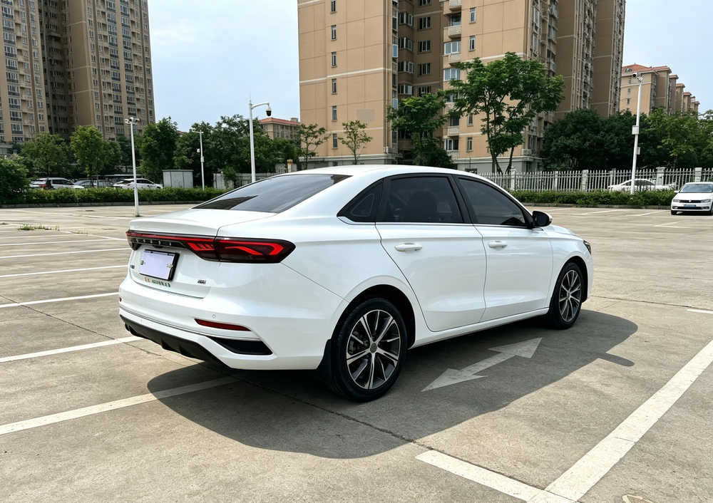 GEELY Emgrand 2022 car image #6